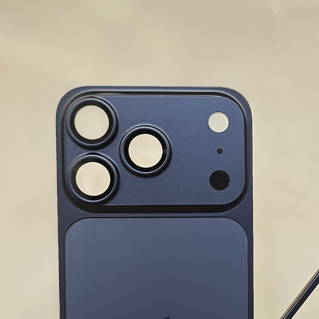 Metal Bumper Converter Case to iPhone 17 Pro Max ( Images are Real & Genuine )